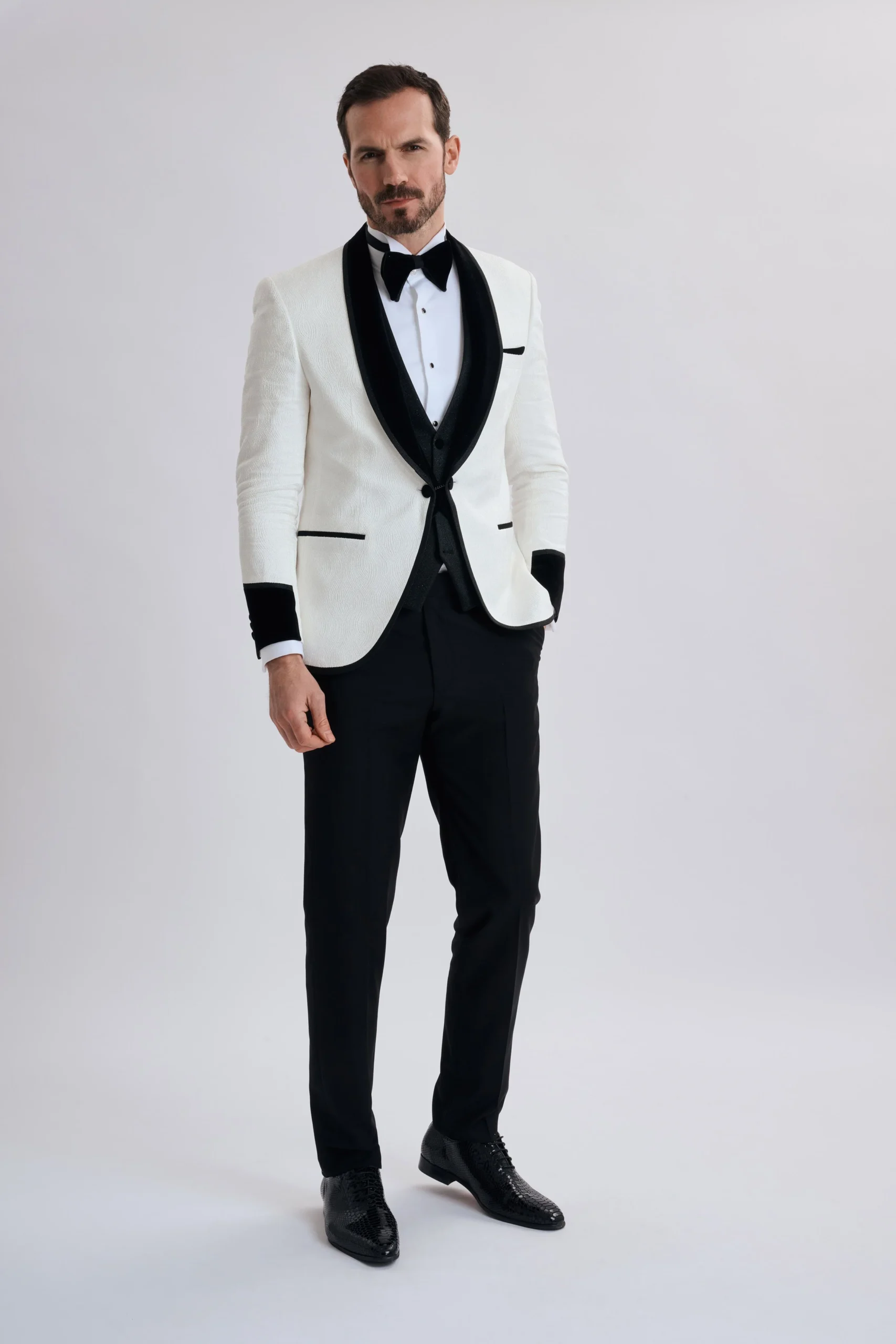Verga White Three-Piece Tuxedo